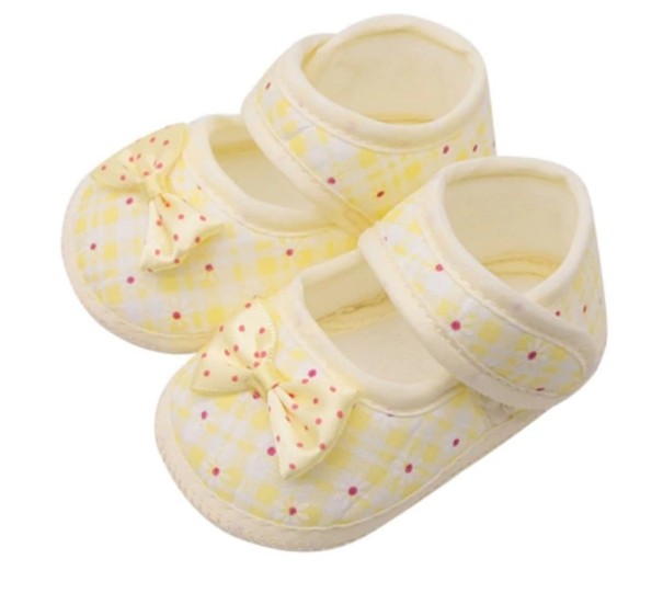 Zapatillas de niña con lazo amarillo 6-12 meses Zapatillas de niña con lazo amarillo 6-12 meses