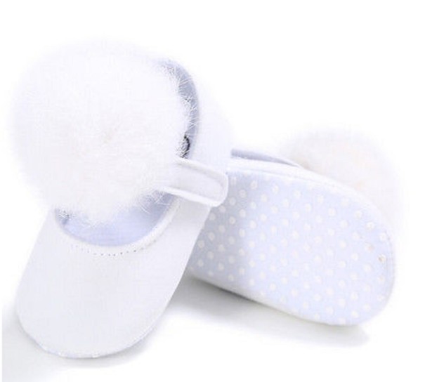 Zapatillas de niña con pompón blanco 0-6 meses