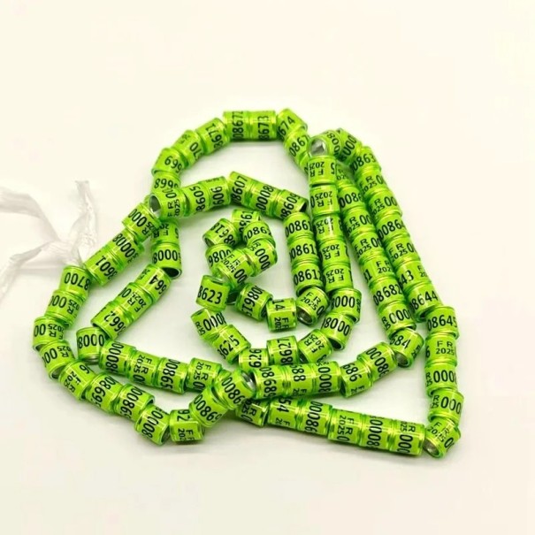 Zestaw 100 kolorowych błyszczących obrączek 8 mm na nogi ptaków Wysokiej jakości plastik i aluminium Klipsy identyfikacyjne do obrączkowania gołębi, papug i drobiu jasnozielony