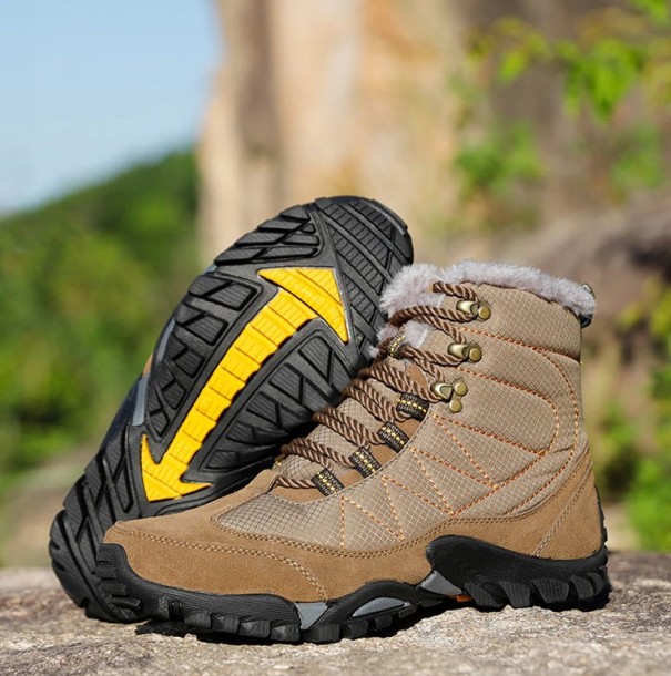 Zimná outdoorová obuv khaki 41