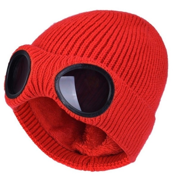Zimní čepice s brýlemi červená