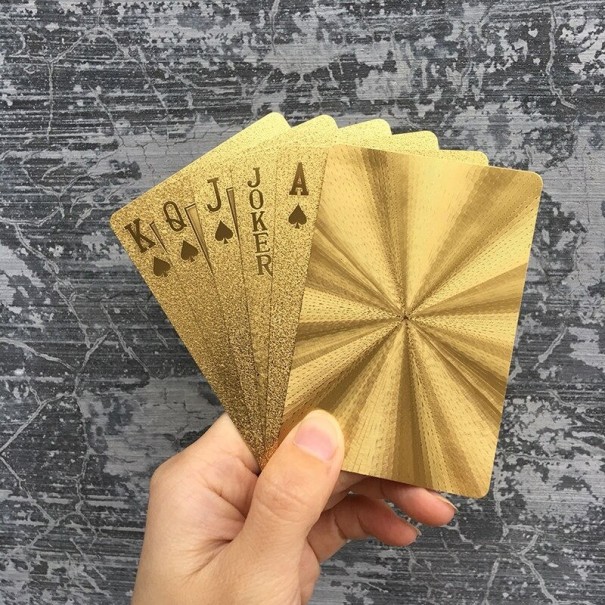 Złote karty do pokera 1