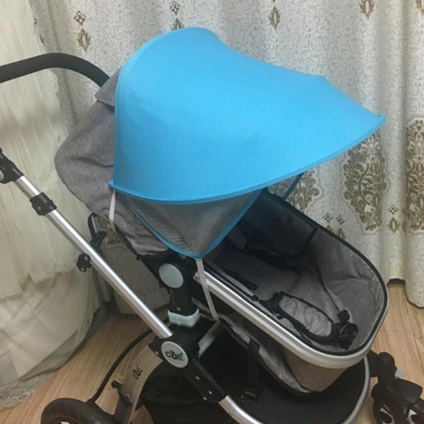 Zonnescherm voor kinderwagen lichtblauw