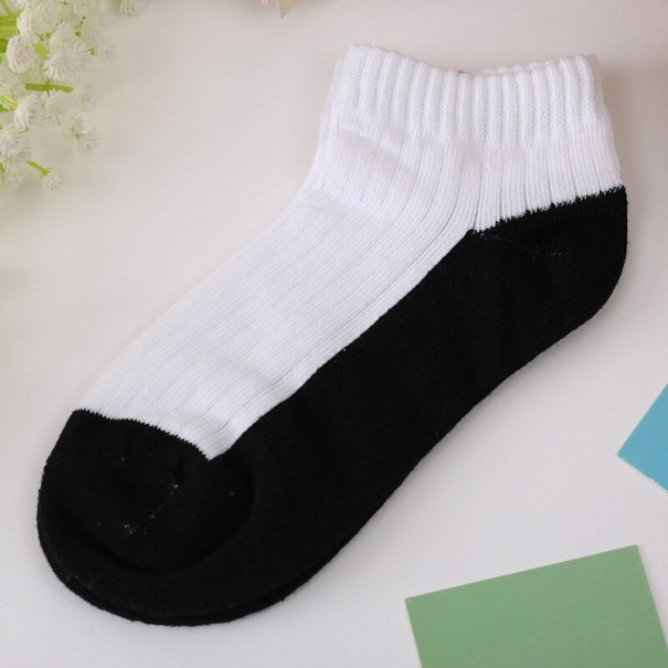 Zweifarbige Kindersocken schwarz 8-12 Jahre