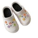 10 ks Dekorace na crocsy 3D kytičky ABS pastelové barvy barevné květinové ozdoby na boty pro crocs a dětskou obuv 2