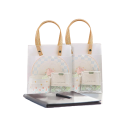 10 pz Borsa regalo trasparente in PVC 27 x 21 x 11 cm con manici beige Borsa di plastica di lusso per regali e souvenir Borse resistenti per matrimoni compleanni cosmetici feste 2