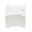 100 darabos műanyag hímzőcérna-tartó készlet, 3,8 x 3,6 cm. Rendező varró- és keresztszemes cérnákhoz. Orsók fonal és pamut feltekeréséhez és tisztításához. 1