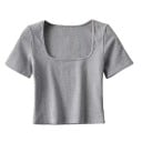 Damt-shirt med kort ärm Elegant fyrkantig halsringning Slim fit Lätt ribbat material Snygg bastopp för vardagsbruk 5