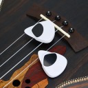 2-i-1 gitarrstämapparat och plektrum bärbar tonhöjdskalibrator multifunktionellt musiktillbehör kompakt form vit färg 2