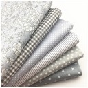 Bomullstyg för hemmasytt munskydd och andra produkter Stort stycke med måtten 160 x 300 cm Material 100% bomull Slumpmässigt valt mönster 4