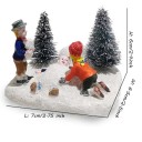 Julebørnslegefigur 7 x 6,5 x 6 cm Børn der leger i sneen Sødt vinterdekorationsobjekt til festlig udsmykning af borde, hylder og under juletræet 2