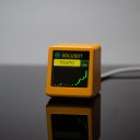 Skrivbordsapparat för övervakning av bitcoin, aktier och valutor med pekskärm, LED-display 30 x 30 mm, USB-strömförsörjning 7