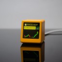 Skrivbordsapparat för övervakning av bitcoin, aktier och valutor med pekskärm, LED-display 30 x 30 mm, USB-strömförsörjning 8