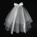 Bílý tylový svatební závoj s mašlí a perličkami Elegantní lehký závoj na rozlučku se svobodou Bridal party doplněk do vlasů 2