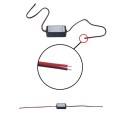 12 V:n auton jännitteenvakaaja 2