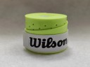 12 värillisen Wilsonin tennis- tai sulkapallomailasuojuksen setti. Liukumaton PU-kääre. Hikeä imevä teippi. 4