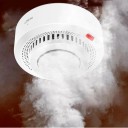 Chytrý WiFi detektor kouře s alarmem 85 dB a dosahem 20 m², fotoelektrický senzor, ABS plast, bílý, pro domácnost a kancelář 5