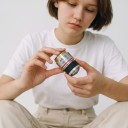 Achromatisk objektiv 4x för biologisk mikroskop med apertur 0,10 för tubus 160 mm och konjugerad avstånd 185 mm i silverfärg 3