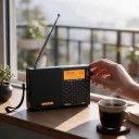 Flerbands bärbart radio 15,7 x 9,2 x 3,2 cm med band FM AM SW MW LW och AIR med SSB och RDS samt avtagbart batteri i svart färg 5