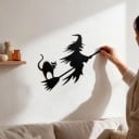 Halloweendekoration för dörrar Häxa med katt på kvast 30 x 25 cm Metallisk siluett Järn Svart Dekorativ skylt Inredning för entré och hem 3