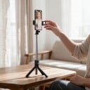 Bluetooth selfiepinne med stativ och LED-lampa 71 cm Fjärrkontroll Rotationshållare för telefon 360° för fotografering och videor 6