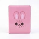 Mini fotoalbum s kresleným zvířátkem Na fotky 7,6 cm Rozměr 8,8 x 2,8 x 11 cm Průhledné kapsy Růžové Na fotky i sběratelské karty 1