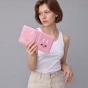 Mini fotoalbum s kresleným zvířátkem Na fotky 7,6 cm Rozměr 8,8 x 2,8 x 11 cm Průhledné kapsy Růžové Na fotky i sběratelské karty 5