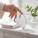 Rostfri Gua Sha platta i hjärtform 6 x 4,1 cm Massageskrapa i rostfritt stål Silver Massageverktyg för ansikte, hals och kropp 10