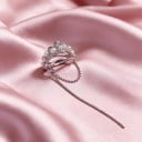 Záušnice bez propichování 1 ks Ear cuff s perličkami a kamínky Manžeta s řetízkem a dlouhým přívěskem Kov Stříbrná barva 3