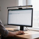LED Monitorleuchte 44 cm Touch-Steuerung 5 Farbtemperaturen Stufenloses Dimmen Fester Halter für Monitorrahmen Schwarz USB 4