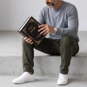 Elegantné fotoalbum na 100 fotografií 10 x 15 cm Čierny obal so zlatými ornamentmi a korunkou Album na fotky pre rodinu aj svadbu 3