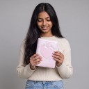 Mini fotoalbum na fotokartičky 10,5 x 7,7 x 3 cm Průhledné kapsy Zapínání na patentku Růžový obal se srdíčkem a králičími oušky 4