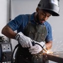 Luvas de soldador e de trabalho em pele 1 par Não inflamáveis e resistentes ao calor Resistentes a cortes Faixa no pulso Cinzentas com acabamento 3