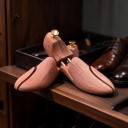 Napínacchi per scarpe in cedro rosso 1 paio Taglia EU 41 Lunghezza e larghezza regolabili Doppia molla Mantenimento della forma delle scarpe Per uomo 2