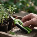 Forbici da giardino con lama curva 16,5 cm Lama stretta in acciaio inossidabile 5 cm Manico antiscivolo con molla Verde Per erbe e fiori 3