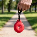Supporto in silicone per sacchetti di escrementi canini con moschettone Forma a goccia Fessura a forma di Y per guinzaglio Hands-free 8