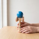 Kendama Træ med striber Japansk spil med bold på snor 17 cm Bold 4,5 cm Træning af koordination For børn og voksne 4