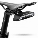 Achterlicht voor fiets ROCKBROS R1 met richtingaanwijzers en laser Draadloze afstandsbediening voor het stuur Remlicht IPX5 USB 11 x 4 x 2,7 cm Zwart 3