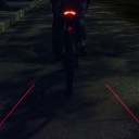 Achterlicht voor fiets ROCKBROS R1 met richtingaanwijzers en laser Draadloze afstandsbediening voor het stuur Remlicht IPX5 USB 11 x 4 x 2,7 cm Zwart 6
