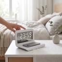 Digitale wekker met draadloze oplader 15 W LED-display met datum en temperatuur 160 x 75 x 40 mm Voor op nachtkastje 6