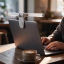 LED-Lichtleiste für Laptop 27 cm mit Halterung für den Laptopdeckel Beleuchtung der Tastatur und des Tisches Aluminium und Kunststoff Stromversorgung 3