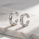 Conjunto de 2 aretes sin perforación Anillo macizo liso y anillo delgado estriado Ear cuff para cartílago Metal Color plata para mujeres 2