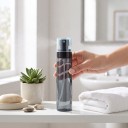 Flacone spray 100 ml con nebulizzazione fine 15,2 x 3,7 cm riempibile in PET grigio fumé per acqua per il viso, alcol e cosmetici 4