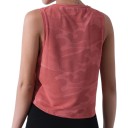 Γυναικείο αθλητικό crop top μπλουζάκι με καμουφλάζ και στρογγυλή λαιμόκοψη, ελεύθερη κοντή μπλούζα με βαθιές μασχάλες 2
