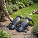 Knieschoner 2 Stk 46 x 21 cm PVC-Schale Schaumstofffüllung Verstellbare elastische Riemen Schwarz Für Rasenmähen Garten und Bau 2