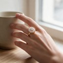 Anillo antiestrés giratorio girasol con circonitas Tamaño ajustable Acero inoxidable Joyería brillante para mujeres para el día a día 3