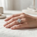 Anillo antiestrés giratorio flor con zircóns baguette Tamaño ajustable Acero inoxidable Joyería de lujo para damas en la noche 4