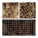Hotel de insectos colgante 31 x 30,5 x 9,5 cm Casa para abejas y mariposas de madera de abeto carbonizada Techo con corteza Bambú y piñas 4
