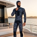 Men's Two-Piece 3 mm Neoprene Diving Suit with Hood and High-Waisted Trousers in Dark Blue with Pattern and Knee Protectors 3