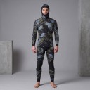 Men's Camouflage Neoprene Diving Suit 3 mm Two-Piece Set with Hooded Jacket and Sleeveless Jumpsuit with Knee Protectors 3
